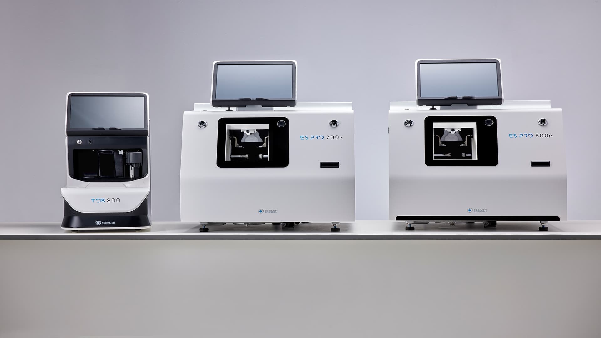 Equipamentos Essilor Instruments para montagem e precisão óptica